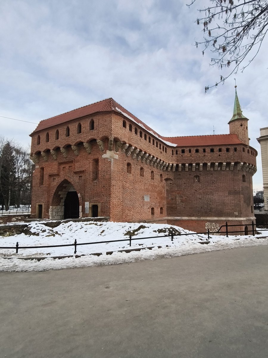 Piotr Kosmaty tweet media