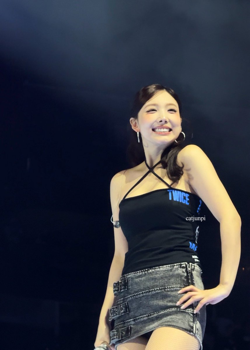 jas! ୨୧ tweet media