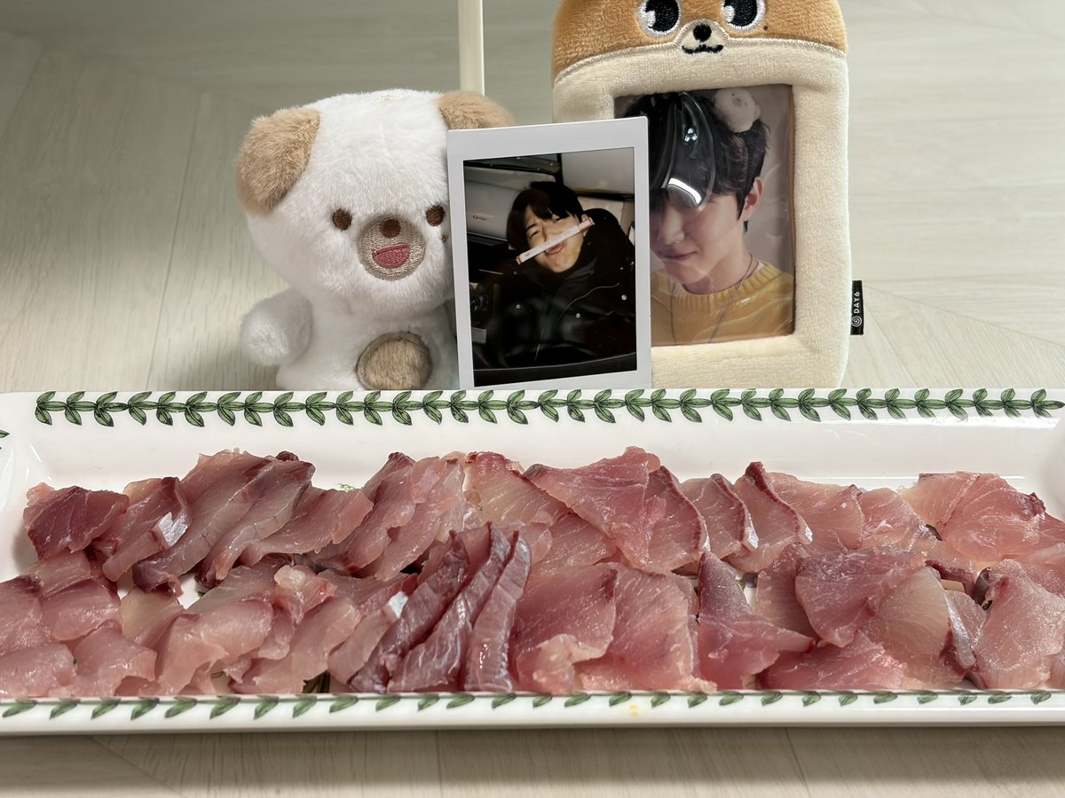 jonahye262576's tweet photo. 도운아 방어 너무너무 잘먹었어🩷
팬들한테 밥먹여주는 가수 여기잇다!!!
앞으로 평생 도프할게🫶 사랑해 https://t.co/7Zvw8Lm2I8