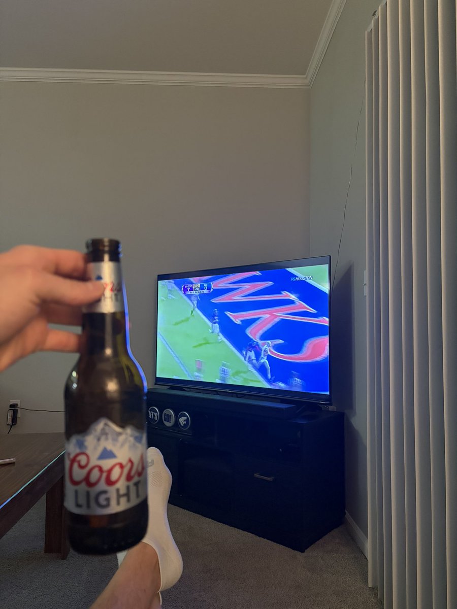 collegeviewcats tweet media