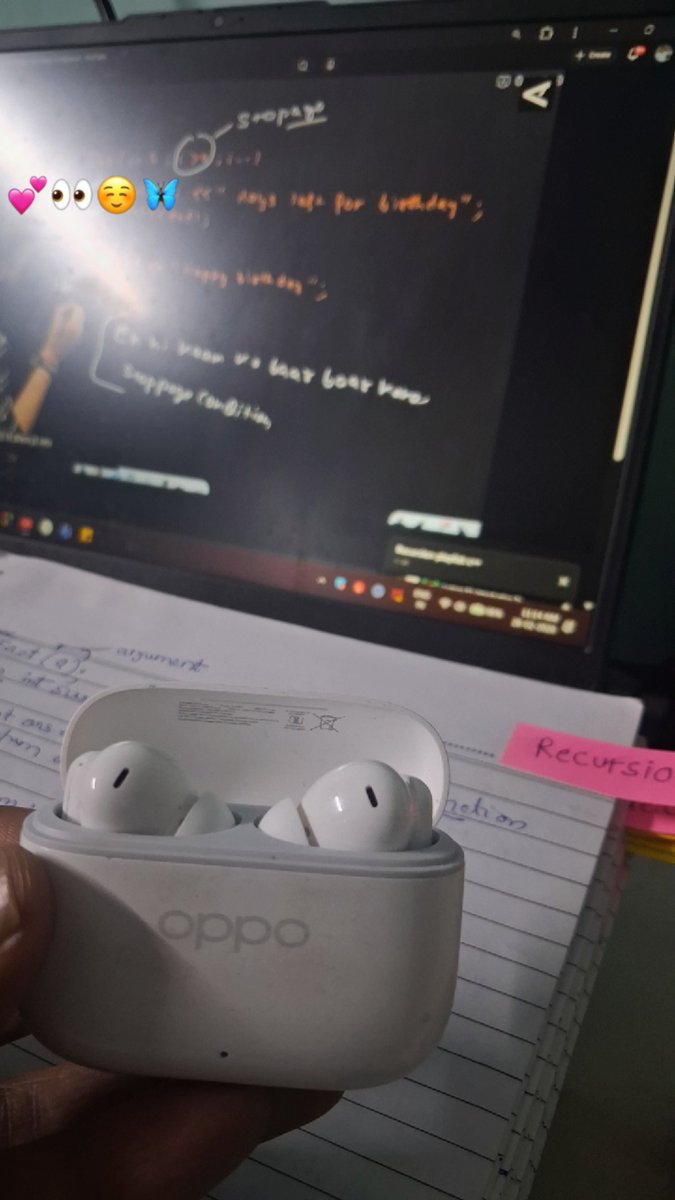 AnshulBuildss's tweet photo. Lost my OPPO earbuds🎧
Room ulta 🛏️ Bag ulta 🎒 Mood ulta💀
Then remembered - Find My Earbuds✨
Tap. Beep beep 🔊
Found in seconds ⚡😌

Massive respect to whoever built this feature 🫡
Now just waiting for “Find My Internship” 💼😂

#TechLife #EngineerProblems 🚀#TechHumor 😂 https://t.co/cKfnrzIp4E