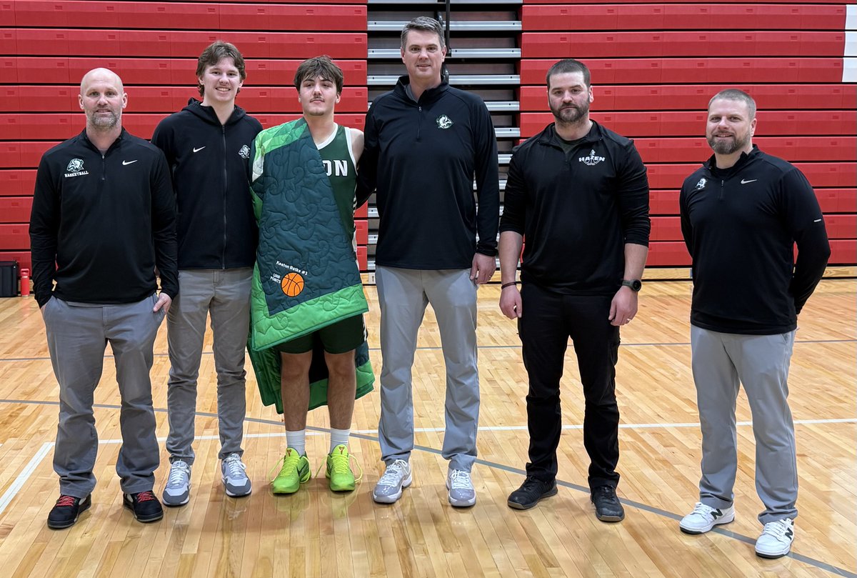 3️⃣1️⃣points tonight &amp; he went over 1,000 career points! ⁦<a href="/keatonbatke3/">keaton batke</a>⁩ 

Welcome Keaton the 1️⃣K Club‼️