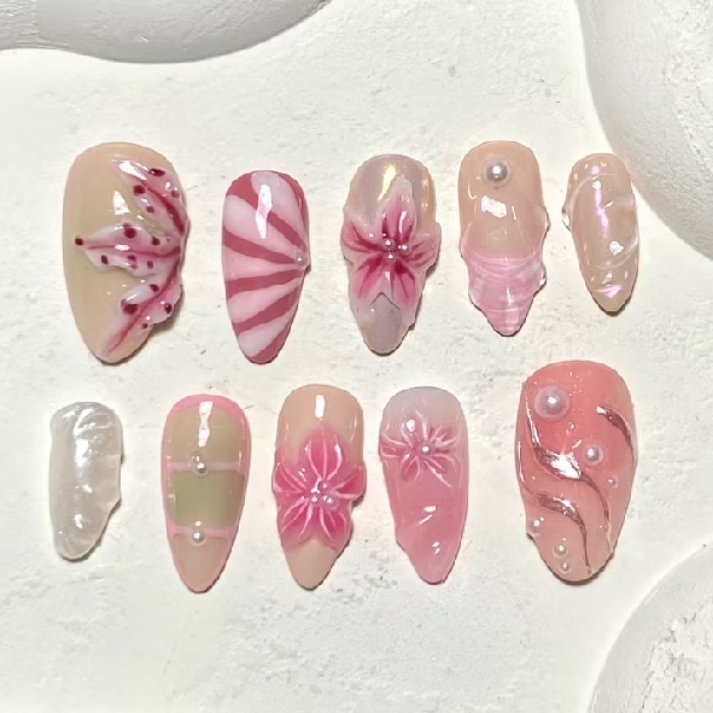 ୨୧ the easiest way to get pretty nails at home 💅🏻
; press on nails 

a thread