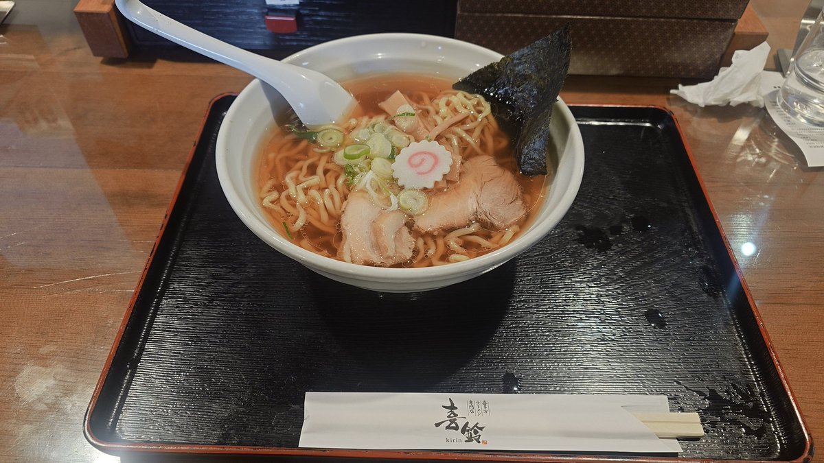 会津若松の「喜鈴」喜多方ラーメンの中華そば。これで良いんだよ、という正統派。
#横浜FCラーメン部