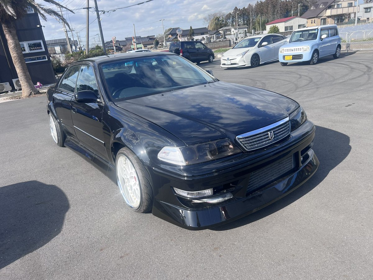 RT @yaa_s04: jzx100 マーク2 ツアラーV 売ります！！ 新品BNスポーツ