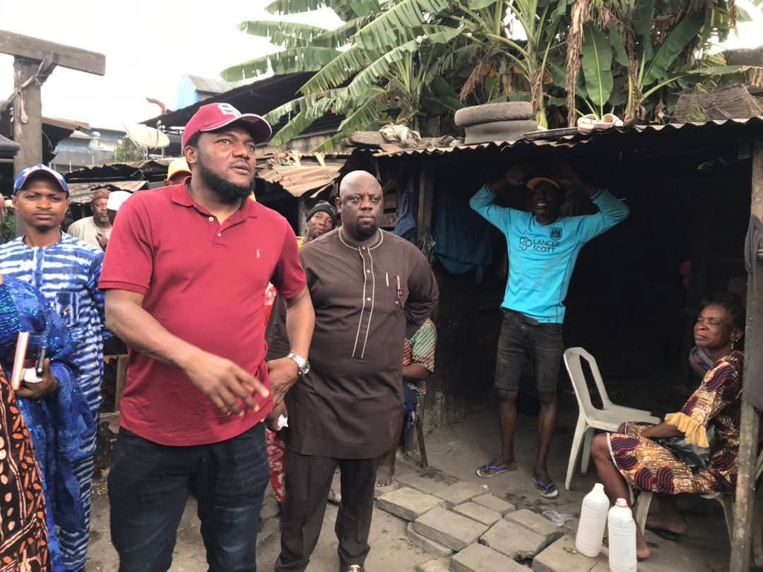 HonSeyiJakande's tweet photo. Yesterday, I took governance to the grassroots with a ward-to-ward tour across @OdiOlowoOjuwoye — inspecting schools, health centers, markets & roads, engaging directly with our people. Poised to deliver better infrastructure services and inclusive growth!
#HEWA #CommunityFirst https://t.co/1a24qp49MG