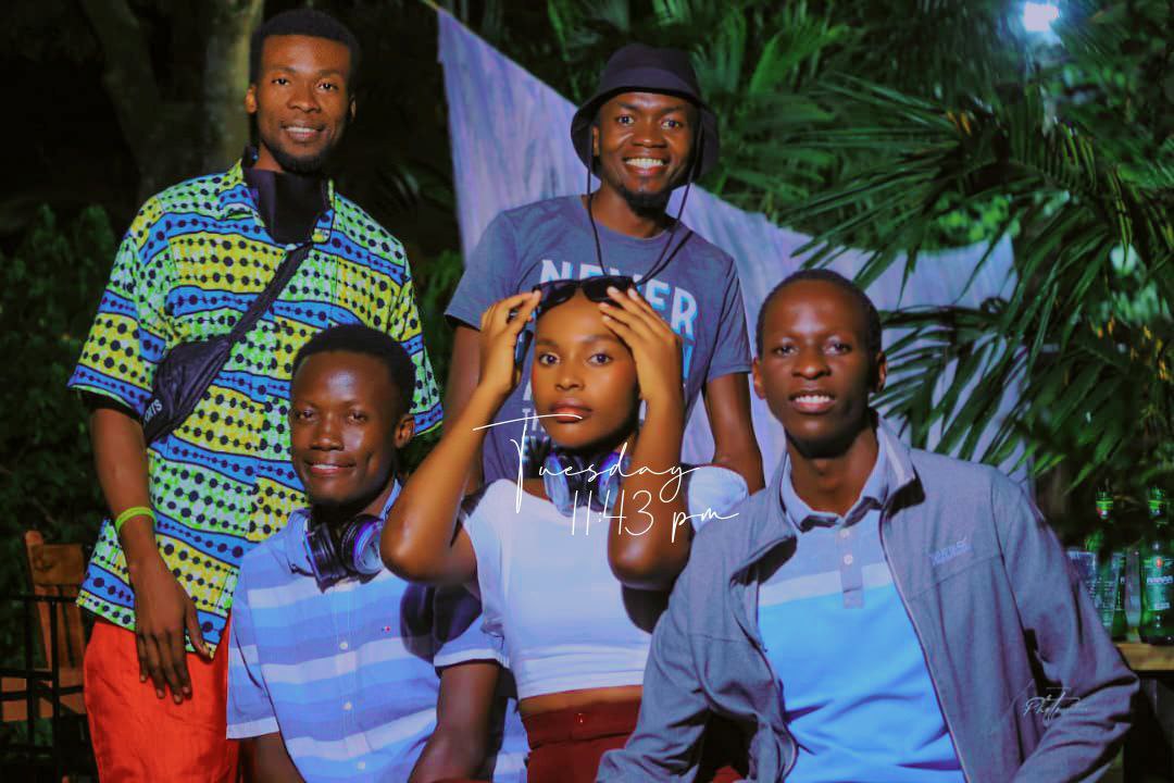 Star World Wonder tweet media