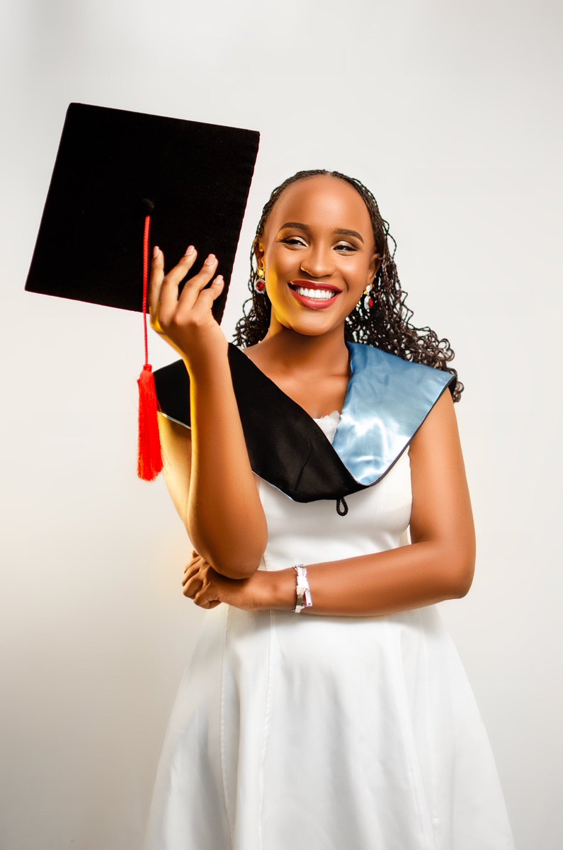 SArigumisiriza's tweet photo. This isn't just a degree — it's proof that quiet resilience makes the loudest noise. To my parents who believed when I doubted, to friends who became family, to God who never left: this is ours. Dreamed it, worked for it,earned it
#76thmakgraduation https://t.co/DTXzdMBa1P