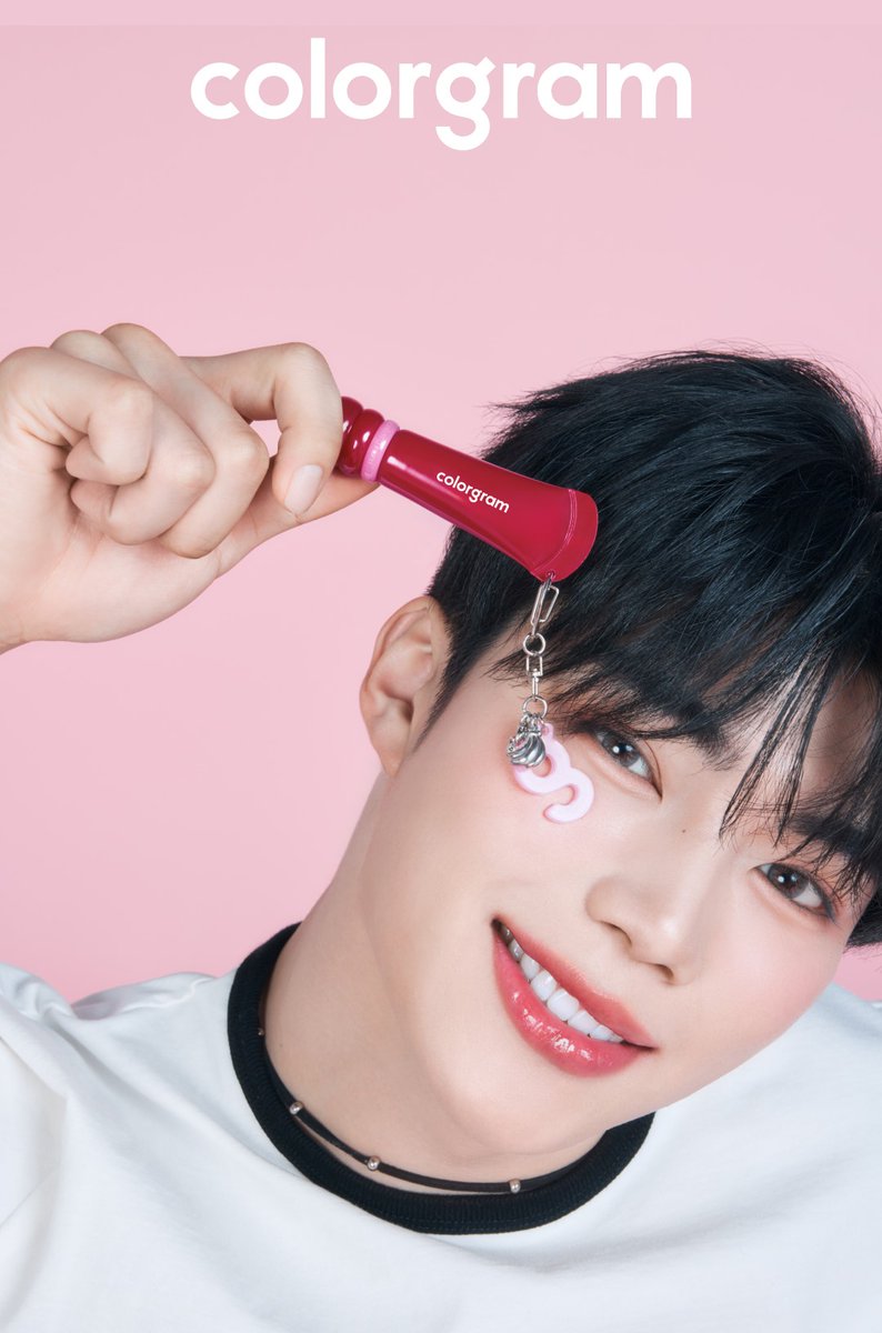 colorgramtok's tweet photo. 언제 어디서든 함께해💖
맑은 탕후루광과 과즙컬러로 생기 밀착
입술 각질은 잠재우고 촉촉하게 보습 밀착
컬러그램 탕후루 립세럼 💖
⠀
3월 1일 단 하루, 올리브영 온라인몰에서
스페셜 혜택과 기획으로 만나보세요!

사용 컬러는 05 쿨앵두잼💖
⠀
#컬러그램 #colorgram
#ZEROBASEONE #ZB1 #제로베이스원
#PARKGUNWOOK #박건욱
