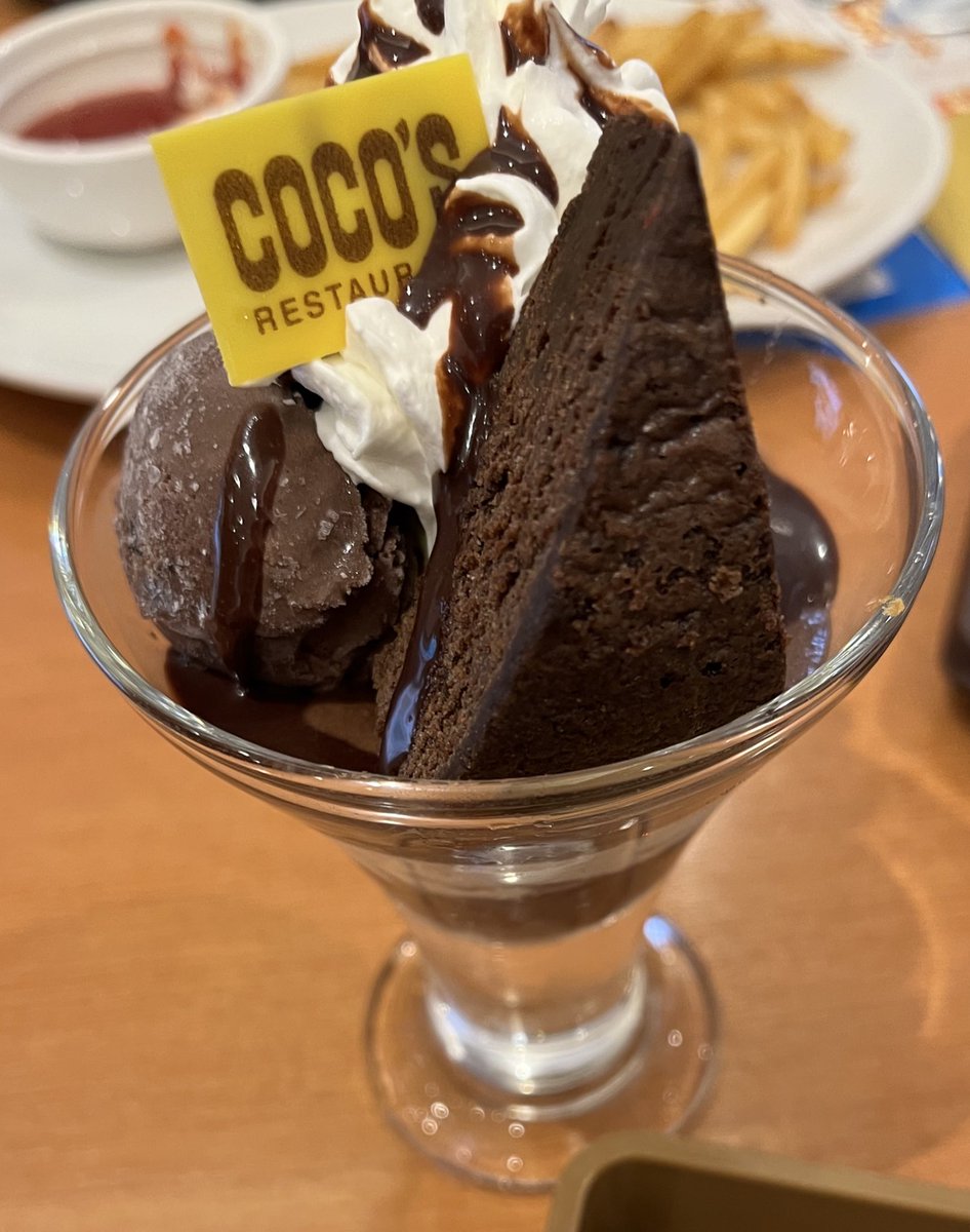 JKだからパフェを食べる