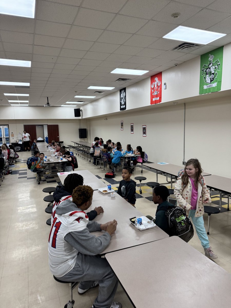 aaron roan tweet media