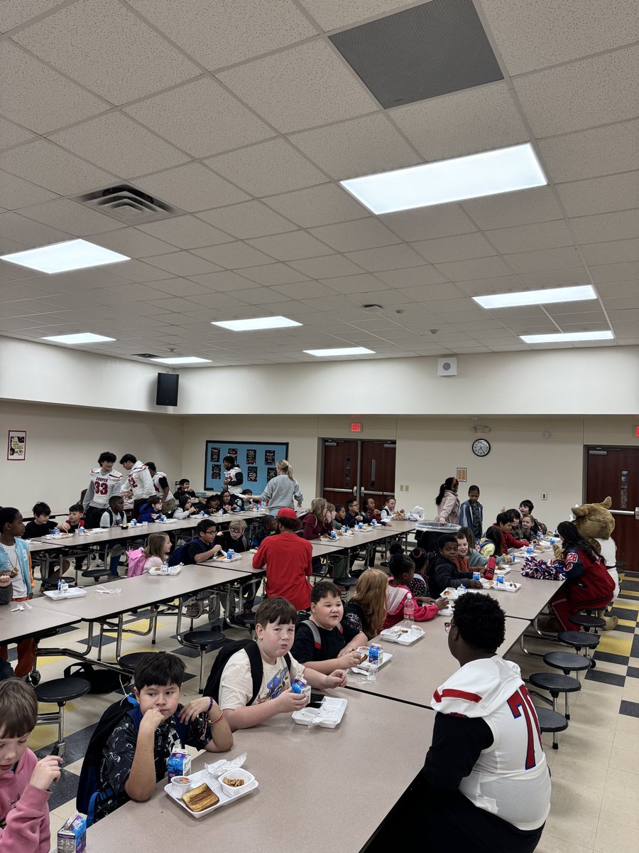 aaron roan tweet media