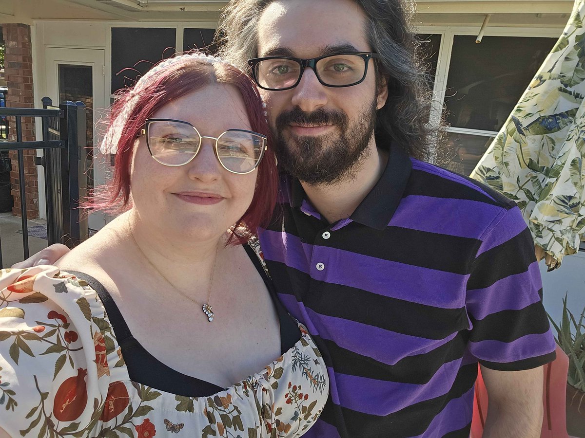 Mitchie Gun tweet media