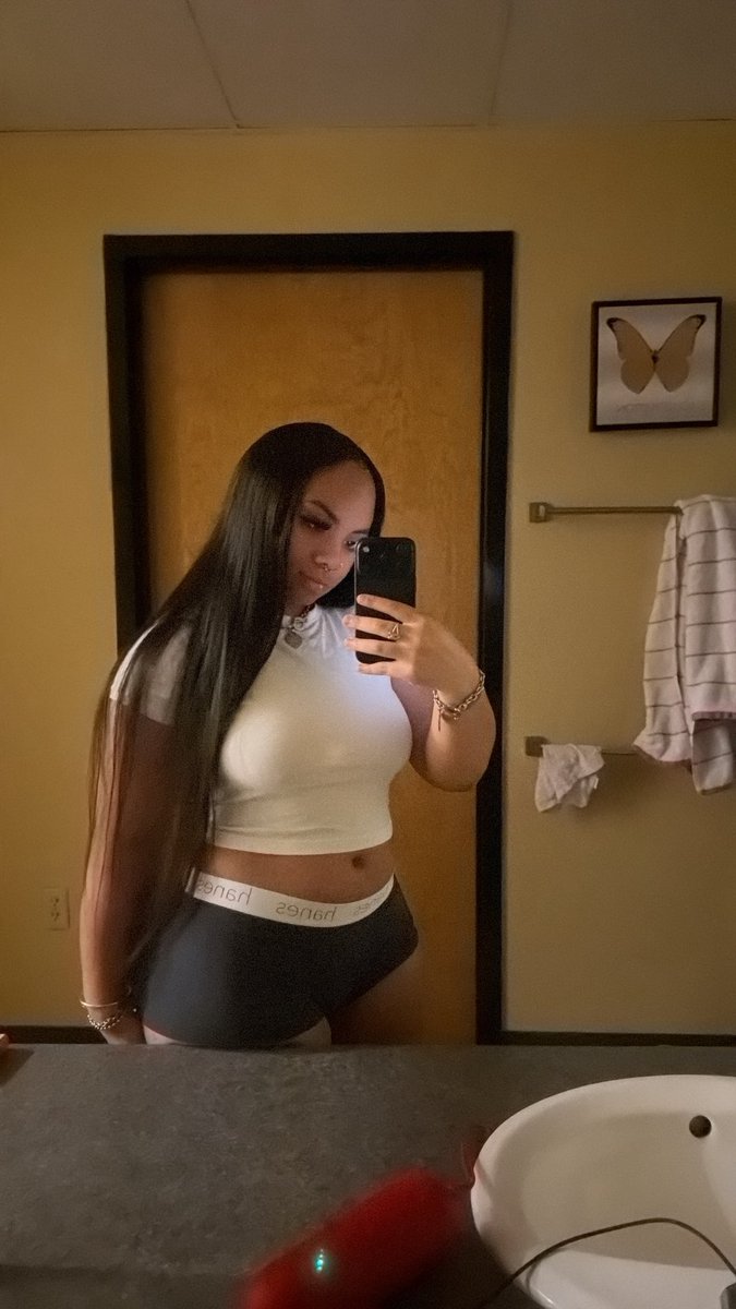 MILLYMILLS tweet media