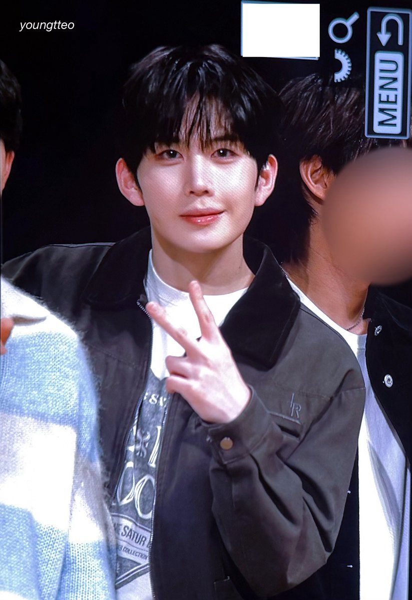 MELL໒꒱ tweet media