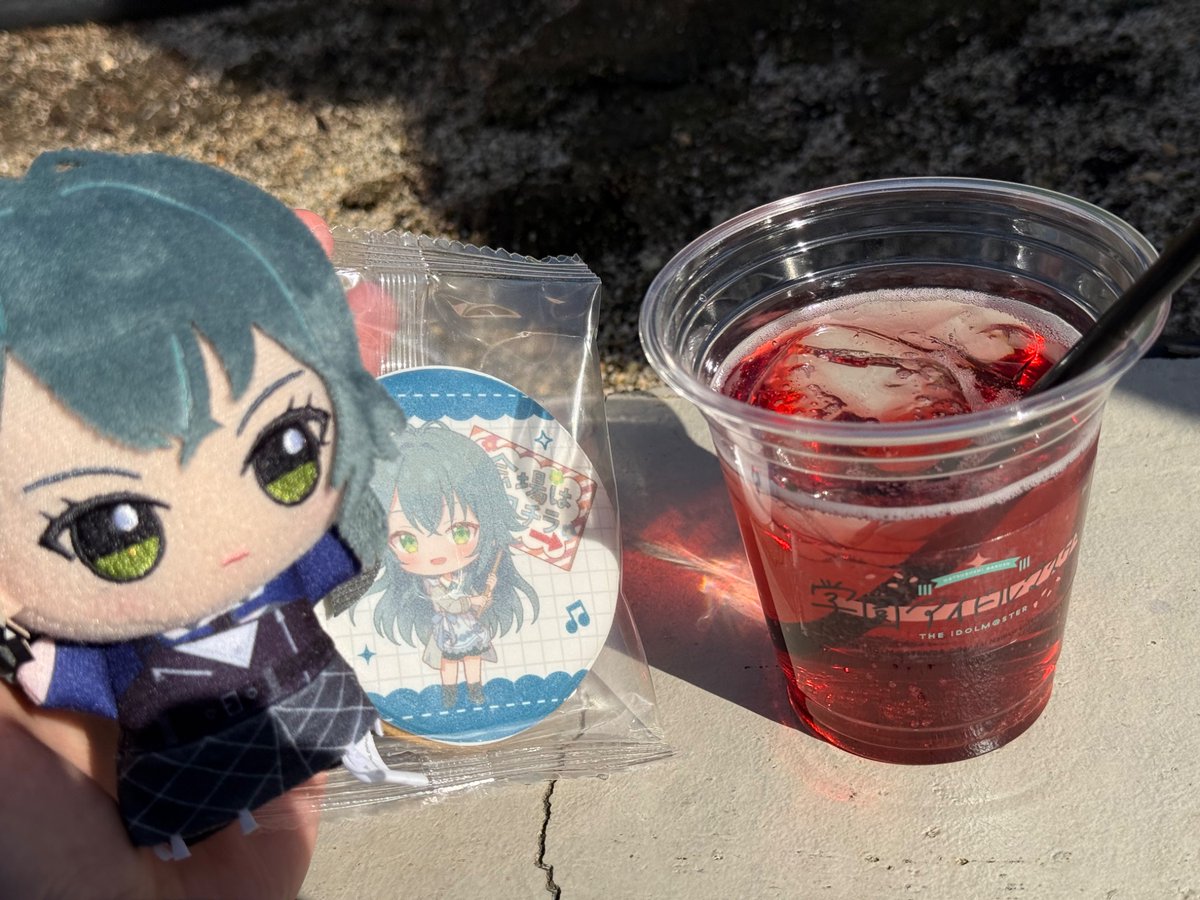reg_hone's tweet photo. うおー！！！！来たよ来たよ！！
ローソンコラボかわいい！！！

#学マス音楽祭_DAY1 https://t.co/6B25hjPpoE