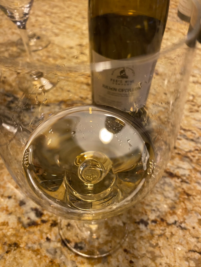 lebonvinfr's tweet photo. Here’s what was #inmyglass
RHÔNE VALLEY
One of France’s major wine regions, stretching from Vienne in the north to Avignon in the south. It is divided into two distinct sections: the Northern Rhône and the Southern Rhône, each with its own climate, grape varieties, and stylistic identity.
NORTHERN RHÔNE
The smaller, more continental section of the Rhône Valley. Here, Syrah reigns supreme, shaping wines of structure, precision, and age-worthiness from Côte-Rôtie to Cornas.
For whites, the region is defined by three distinct varieties: Viognier in Condrieu and Château-Grillet, and Marsanne and Roussanne across the other white appellations, including Hermitage, Crozes-Hermitage, Saint-Joseph, and Saint-Péray.
SAINT-PÉRAY
At the southern end of the Northern Rhône lies a small appellation dedicated exclusively to white wines, often overlooked beside its more renowned neighbours. Its vineyards are located on south- and southeast-facing slopes composed primarily of limestone, marl, and clay-limestone formations, with areas of calcareous scree and colluvial deposits. These soils allow for full ripening while maintaining structural balance.
The appellation is planted to two white grape varieties: Marsanne and Roussanne. Wines may be produced as a blend of the two varieties or from either variety vinified alone. In practice, Marsanne frequently forms the dominant component.
In addition to still wines, a limited quantity of sparkling wine is also produced under the traditional method.
The wine #inmyglass was a 2024 Saint-Péray “Gemini” by Famille Cecillon, a Marsanne-led blend with Roussanne, from 35-year-old vines grown on clay-limestone soils at the southern edge of the Northern Rhône, fermented with native yeasts in barrel, aged 11 months (10% new oak), with regular bâtonnage. Barrel fermentation and élevage brought texture and integration without masking the terroir.
It was perfect with truite meunière
Santé 🥂
#SaintPéray #NorthernRhone #Marsanne #Roussanne
https://t.co/rr6mKXdUtX