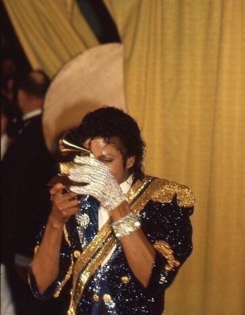 LoveIsback24's tweet image. 42 Years ago Today in 1984 Michael Jackson had the most iconic Night In #Grammys history by winning 8 in one single night including album of the year for thriller. 

The 1984 Grammys had over 51 Million viewers, the most watched #Grammys Night to this very day. 

KING OF POP