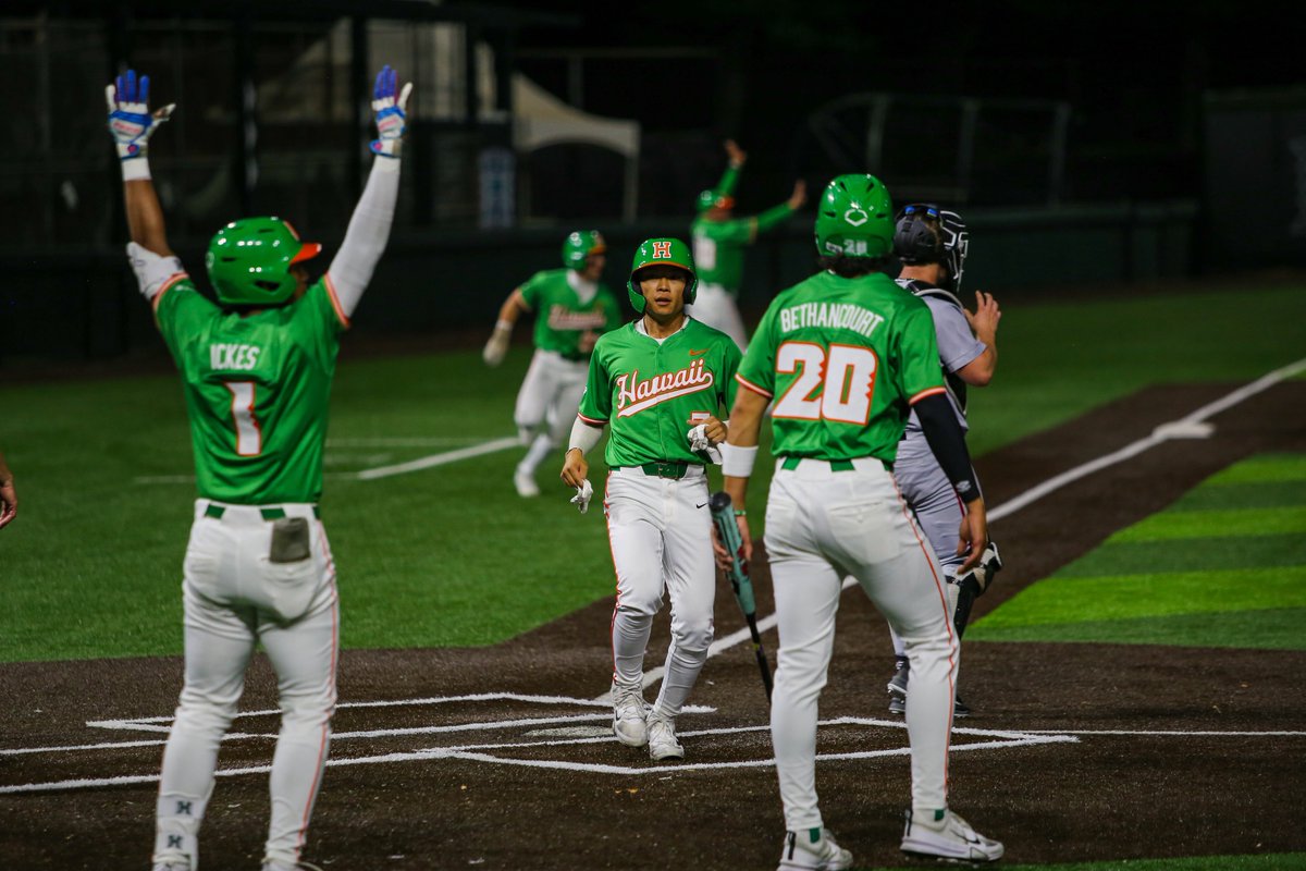 Hawaii Baseball tweet media