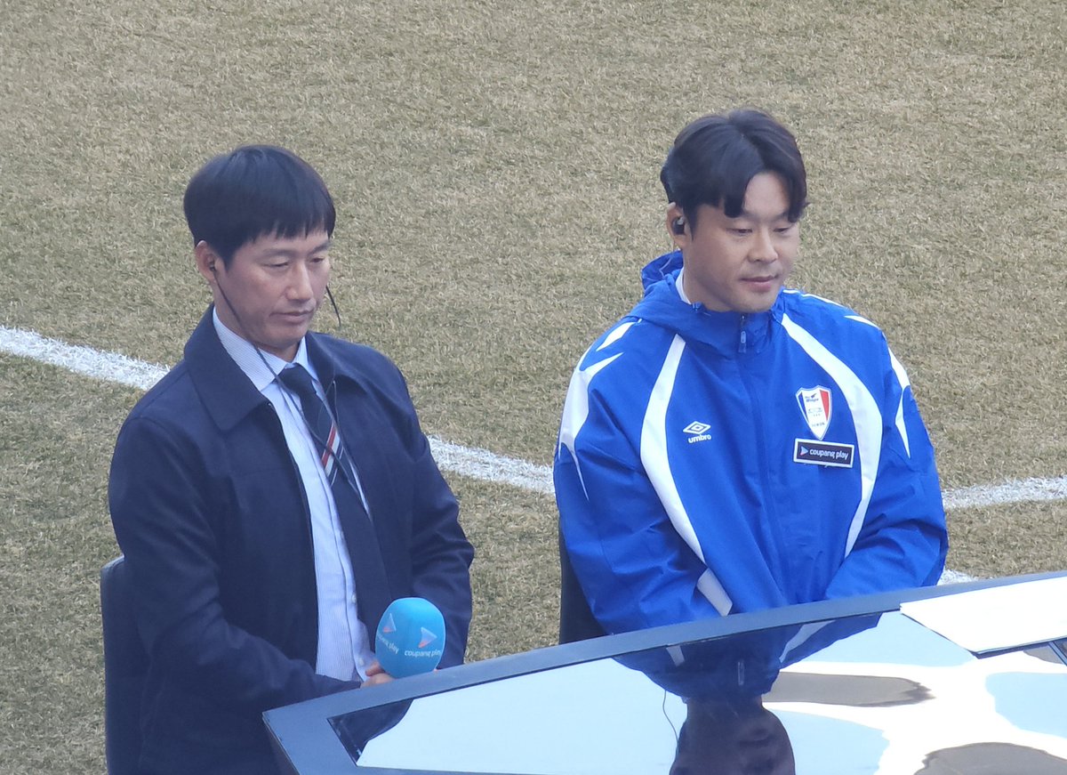 SNS에 공유된 곽희주-이정효 투샷 이미지