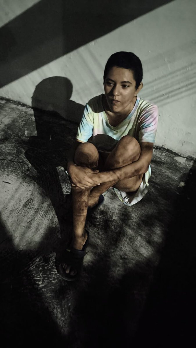 ChismitoJarocho's tweet photo. #ChismitoJarocho BUSCAN A SU FAMILIA 📸 11:16 pm Si alguien la conoce está en Las Vegas 1 andaba desnuda caminando por las calles del Infonavit y los vecinos las resguardaron. @maryjosegamboa @_BocadelRio #BocaCiudadEjemplo #BocaDelRio #Veracruz2026 #Jarochos @vialver #Viral https://t.co/3xCfniN8qt