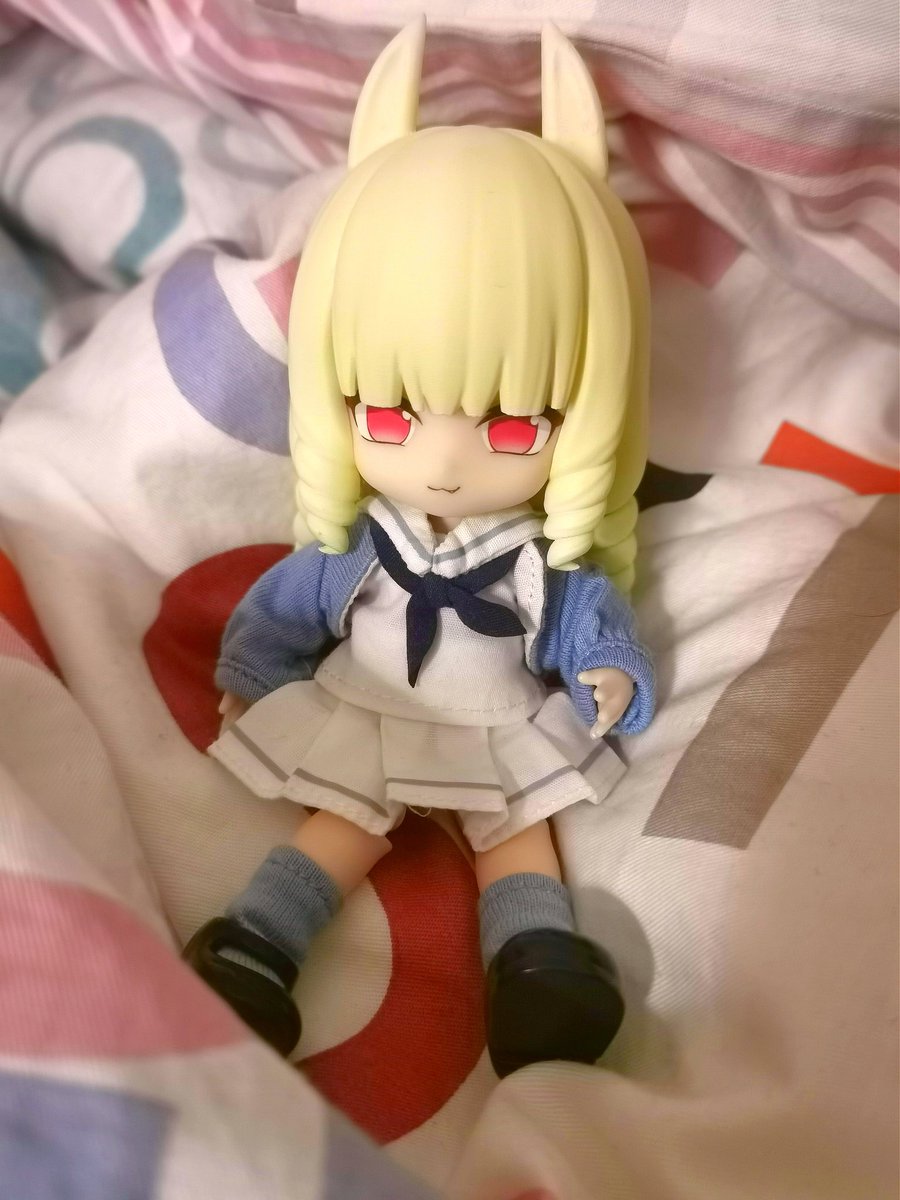 yougswatchingu's tweet photo. geogra送我的蓓莉
新衣服还在路上，当一下jk吧 https://t.co/AkokI6vuSe