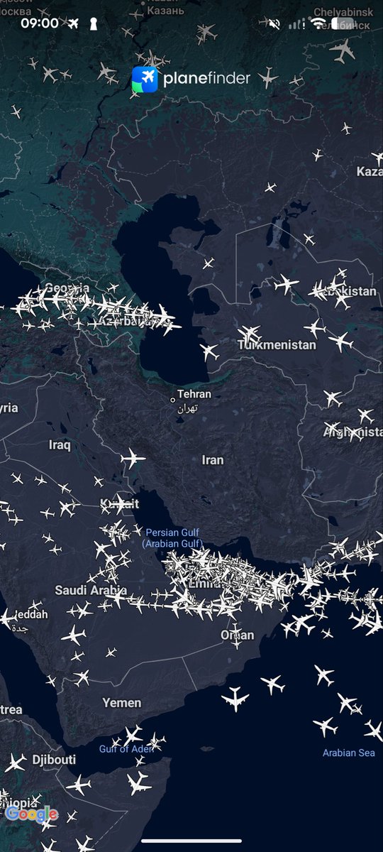 Plane Finder tweet media