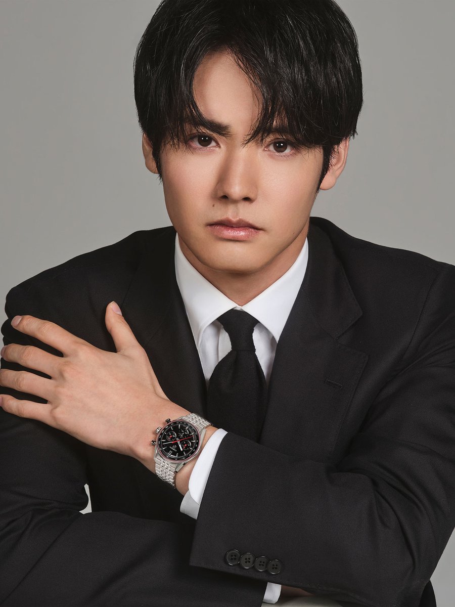 GQ JAPAN tweet media