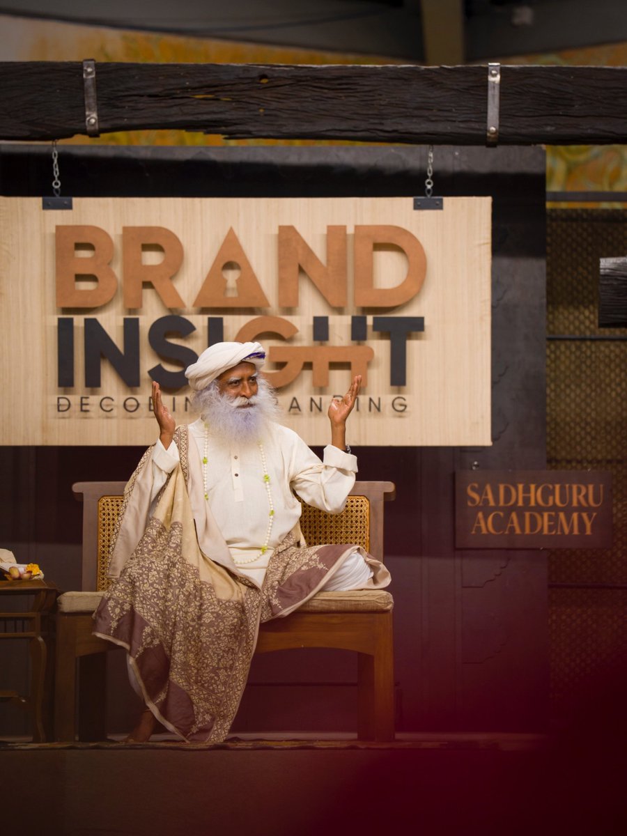 Sadhguru tweet media