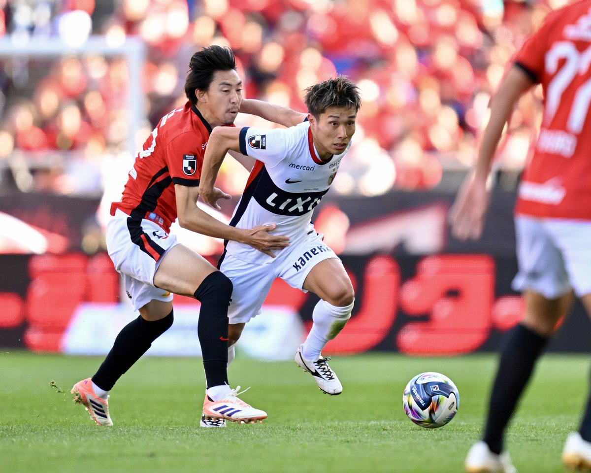 🦌 鹿島アントラーズが2点差ひっくり返す！🔥 浦和レッズに2点リード