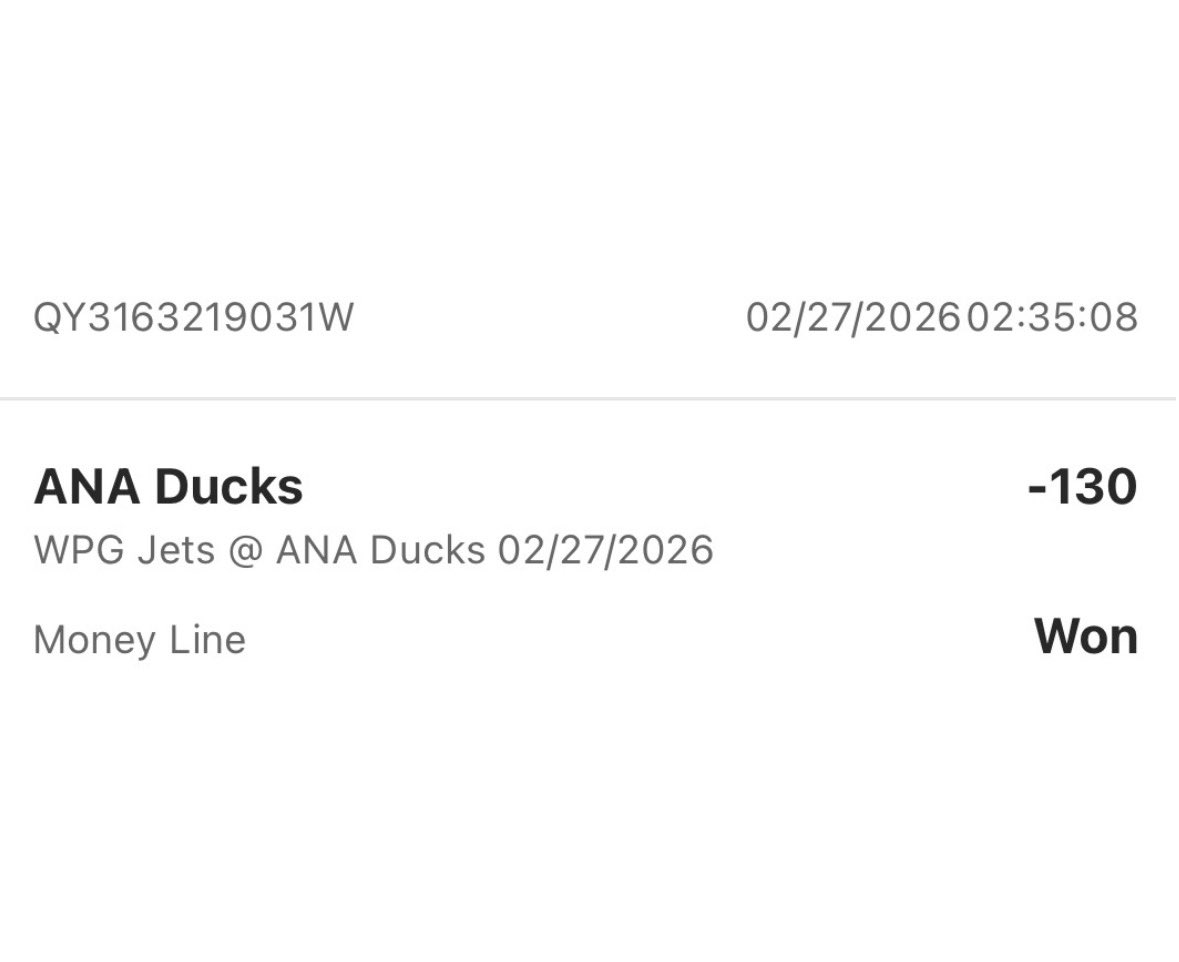 FIRSTLADYNHL tweet media