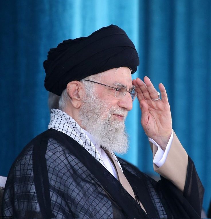 یا علی نام تو بردم نه غمی ماند و نه همّی...🤍