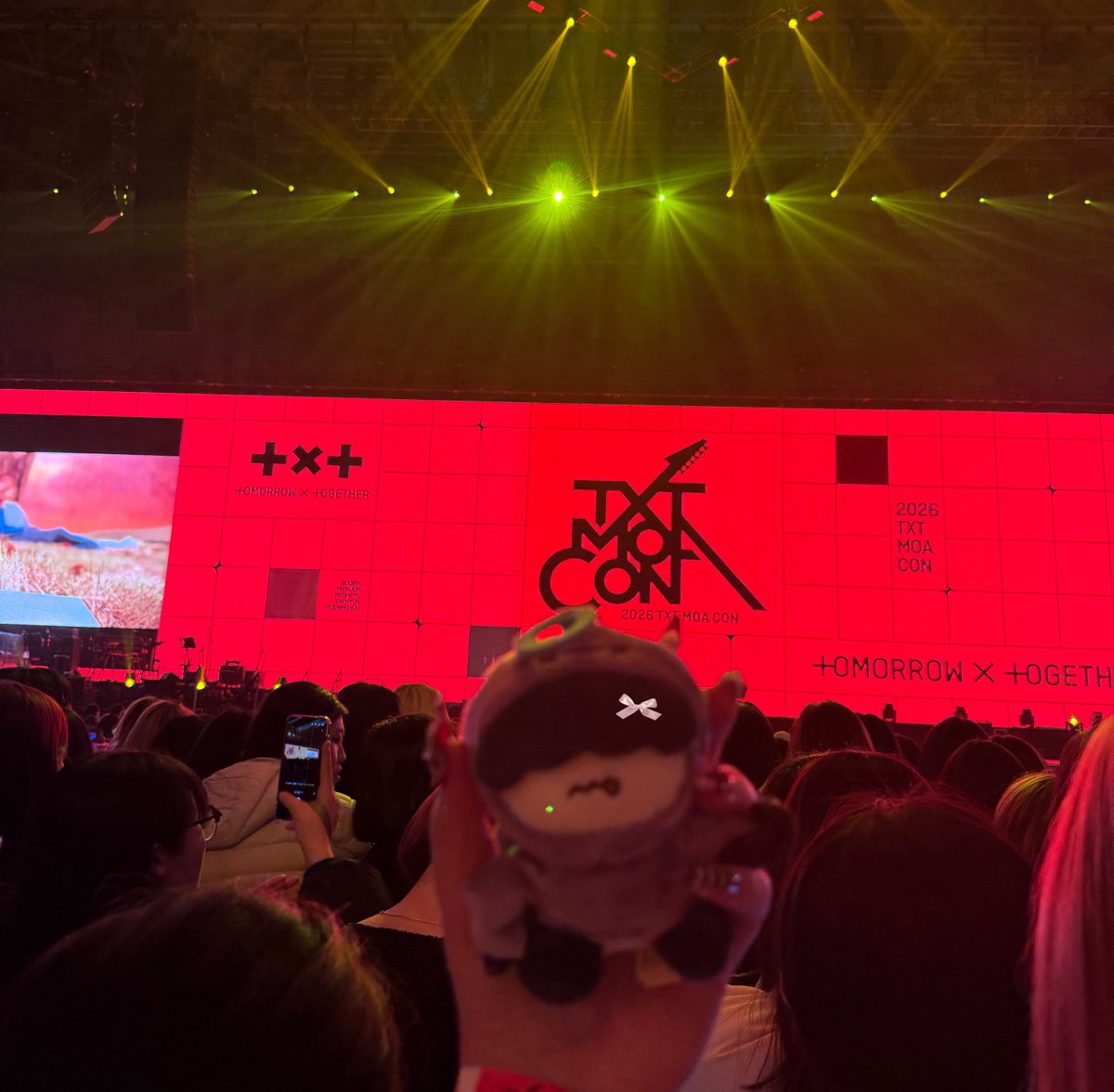 ₊˚𝜗𝜚 .⋆ tweet media