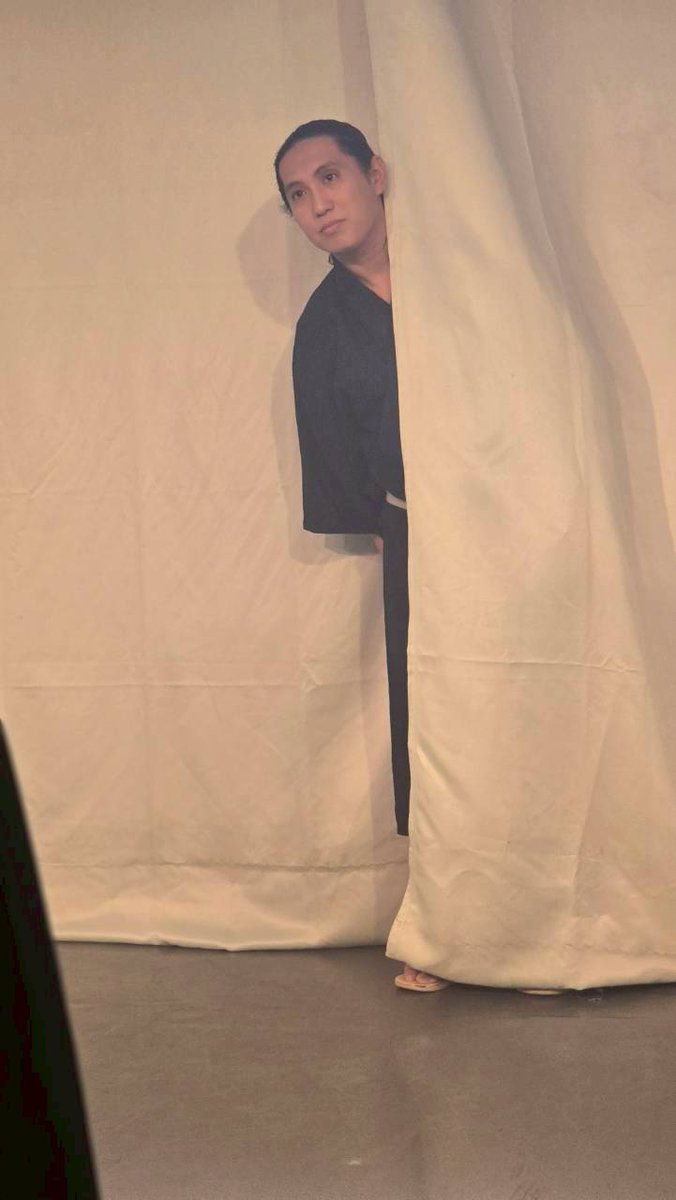 syakebentou's tweet photo. #霧錐舞
お昼の回ありがとうございます！
まもなく夜の回が開場致します。

どうぞよろしくお願い致します！ https://t.co/neSdBdSRt6
