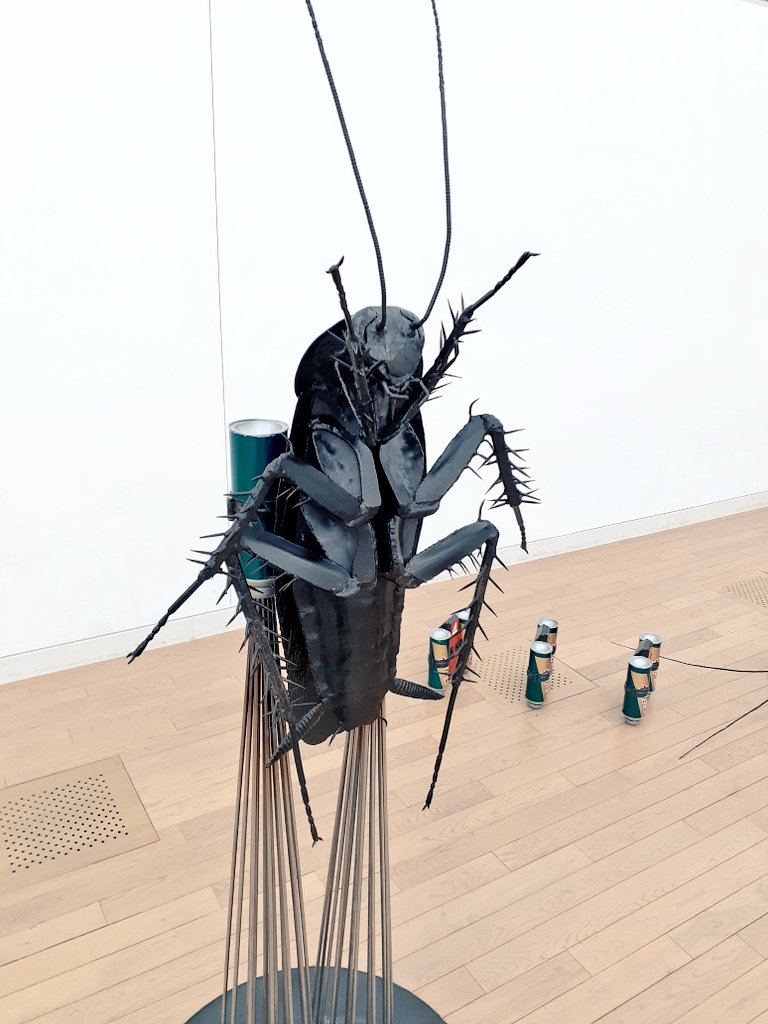 うお！ゴキブリ作んのうめー