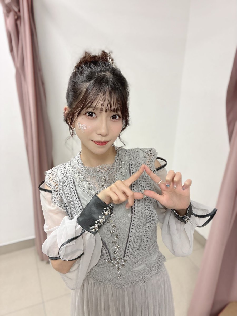 AsakaOfficial's tweet photo. 明日は「#ゆるキャン△音楽祭2026」
両部に出演させていただきます🏕️🎶

ゆる〜りと楽しんでいきましょう ·͜· ꕤ︎︎ https://t.co/NUYQts0zhy