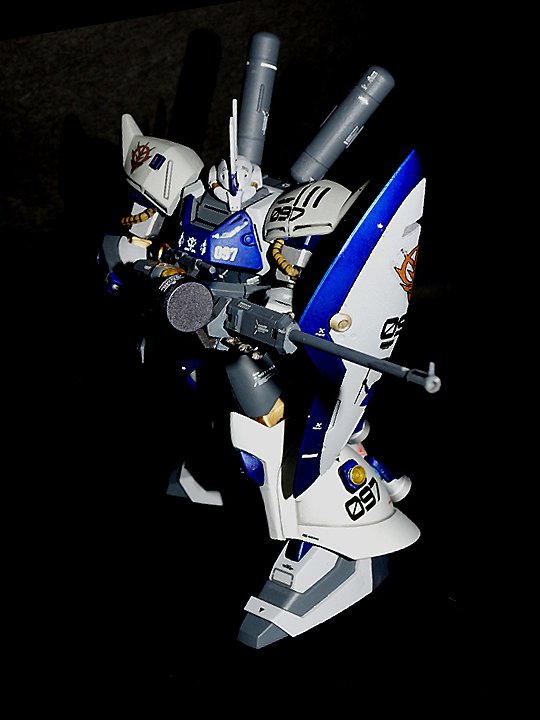 筆塗り塗装の途中で投げ出した叔父上の遺産wを実家から発掘して、ここまでにした私を褒めて差し上げたい😁
リムーバで塗料を落とした為に素材が劣化しまくりでした😂

#TLをBeforeアンドafterでいっぱいに
#これを見た人は塗装前と塗装後を貼れ
#ミキシング選手権
#私はこういう模型を作っています