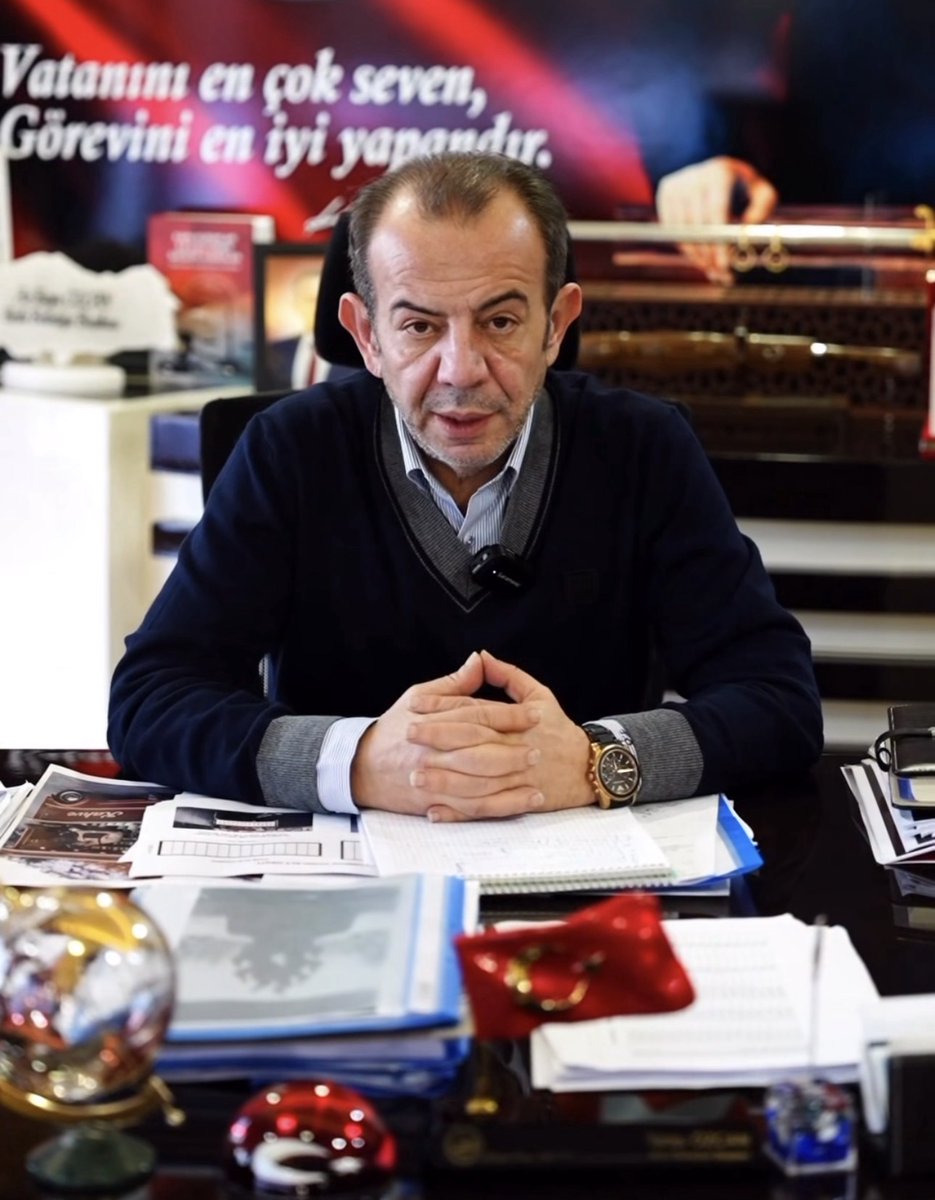 genctv.tr/bolu-belediye-… 
Bolu Belediye Başkanı Tanju Özcan Gözaltına Alındı

Tanju Özcan, hakkında yürütülen “irtikap” soruşturması kapsamında sabah saatlerinde gözaltına alındı.

Bolu Cumhuriyet Başsavcılığı tarafından yürütülen soruşturma çerçevesinde, kamu görevlisinin...