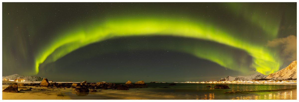 merseamillsy's tweet image. 'Aurora Arc'
Ramberg Stranda, 24/2/2026
7 Image stitched Panorama.
#LofotenIslands #AuroraBorealis #Norway #VisitNorway @visitnorway