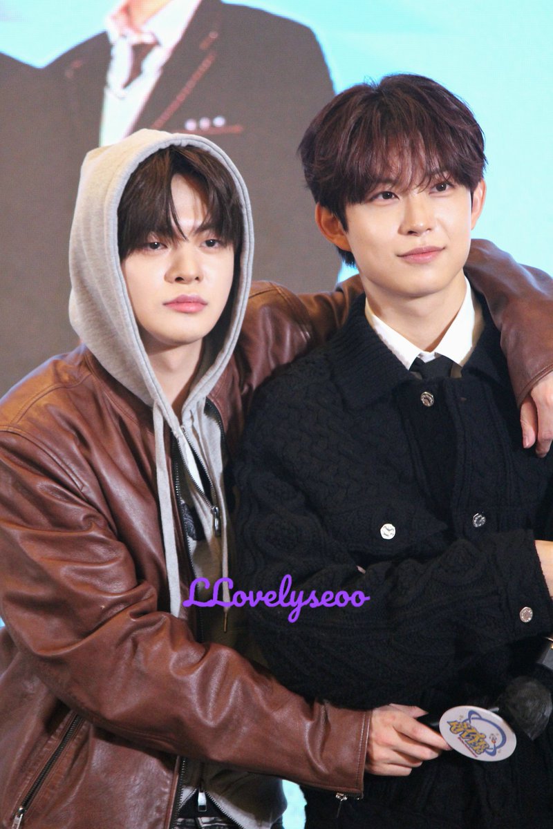 🦊 .•*เลิฟลี่ซอ*•. 💜 tweet media