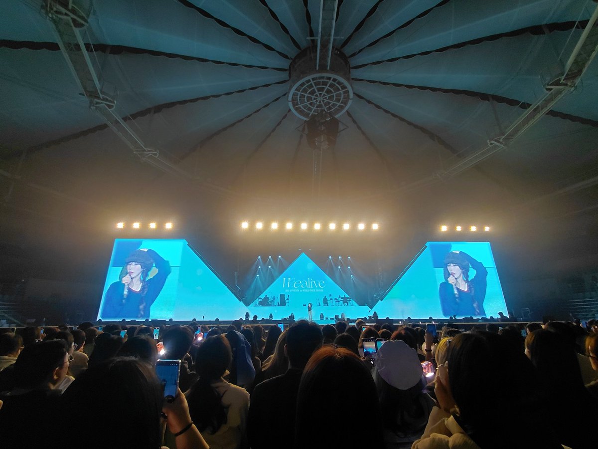 caribou021083's tweet image. 웬디 다살자 앙콘 사운드체크
#wendy #wealive #likewater #wealiveencore