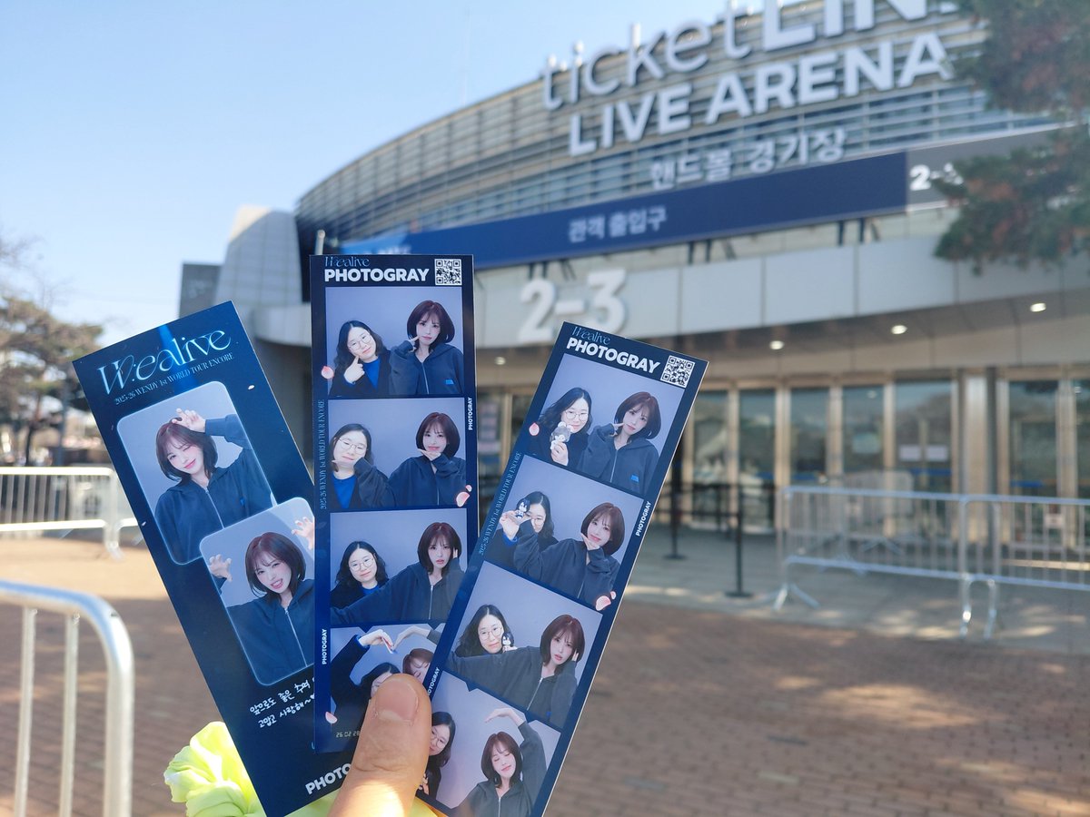 caribou021083's tweet image. 웬디 다살자 앙콘 사운드체크
#wendy #wealive #likewater #wealiveencore