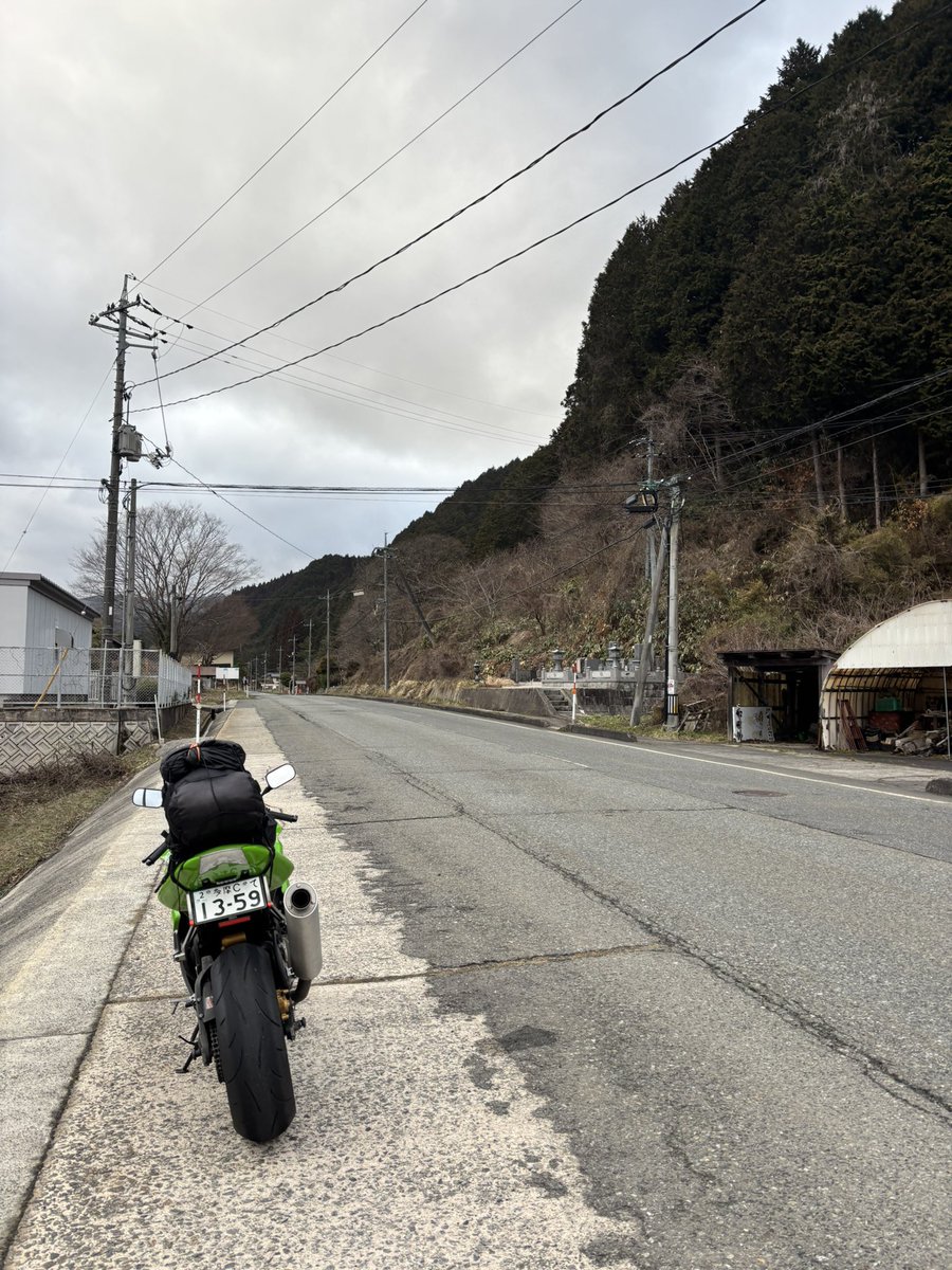 真庭市の田舎道をのんびりと走る。 寒い！ #ZX10R