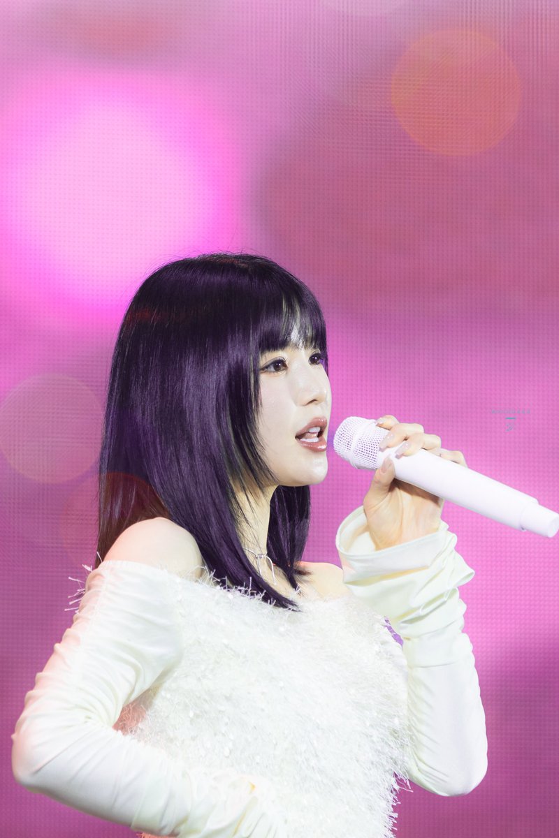 운하 tweet media