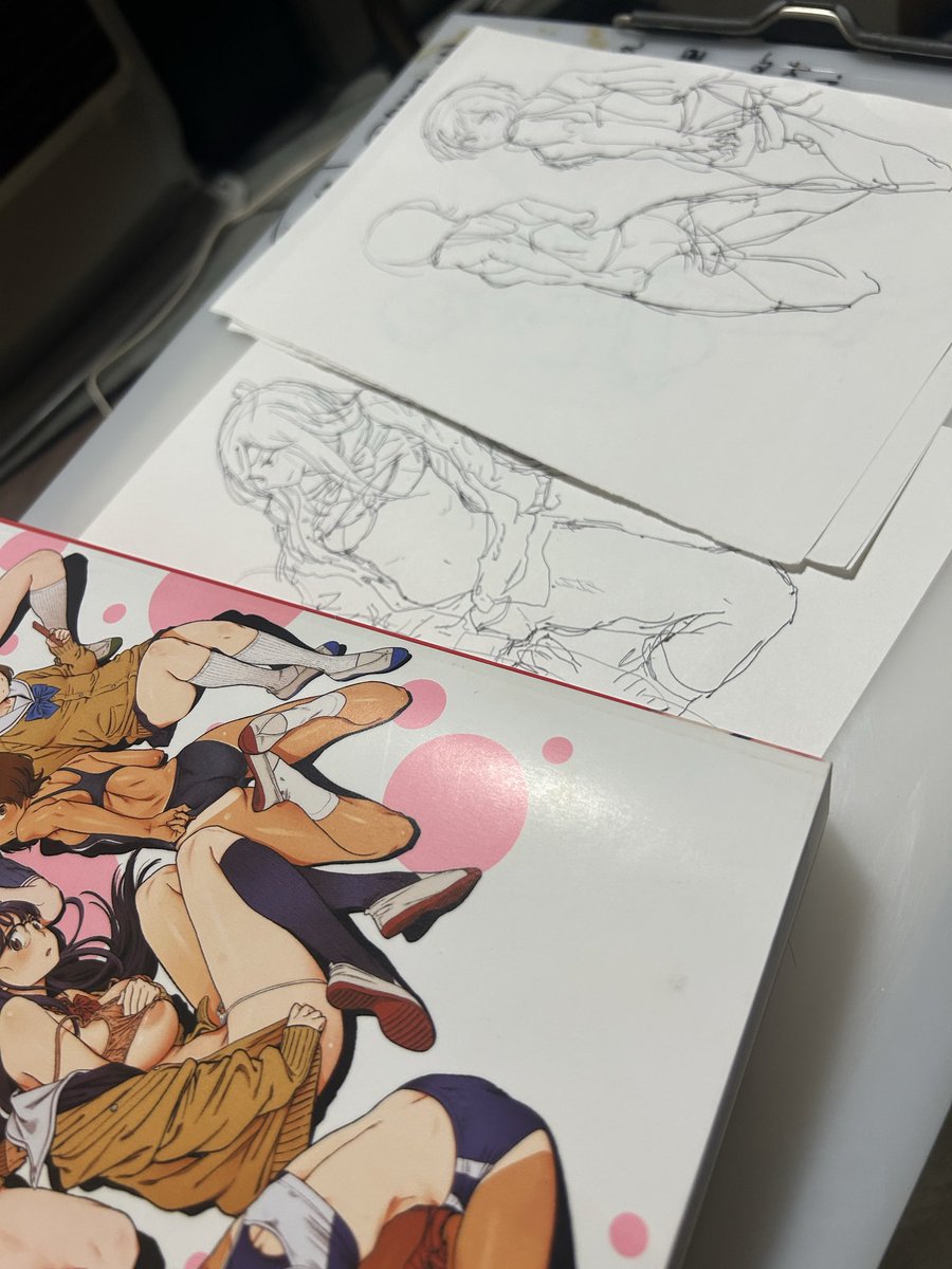 最近の日課。ビジネスペン習字、おっぱい学習帳模写練習、奉仕委員会のお仕事模写練習など。 