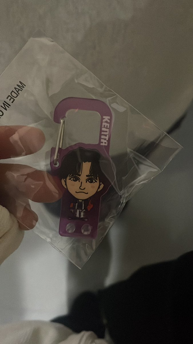 ひ ら き tweet media