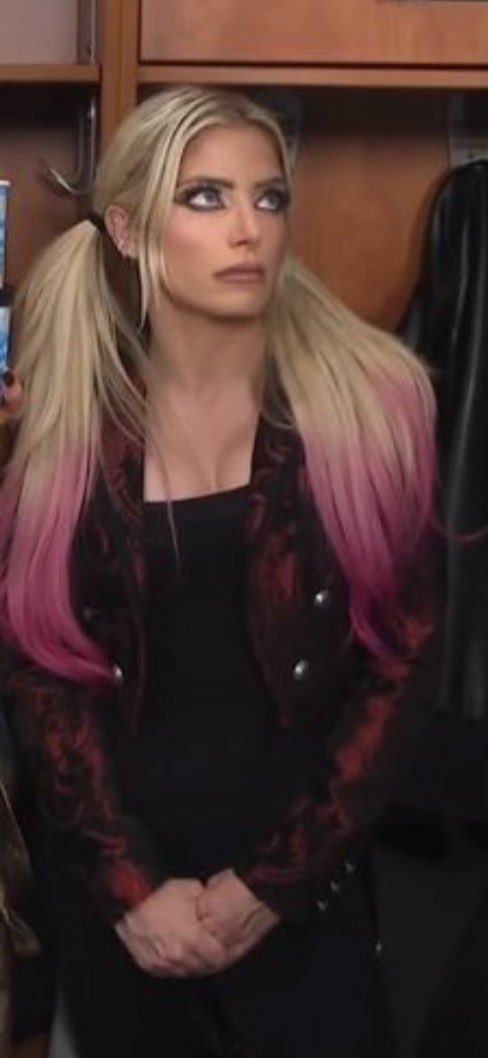 Hot and pissed off! Someone’s in for a rough night!