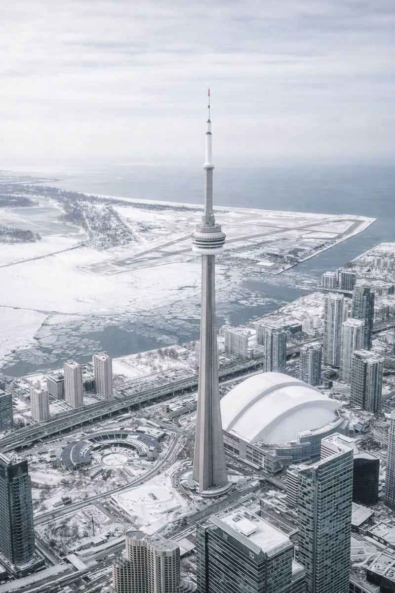 Snow covered Toronto - Canada 🇨🇦