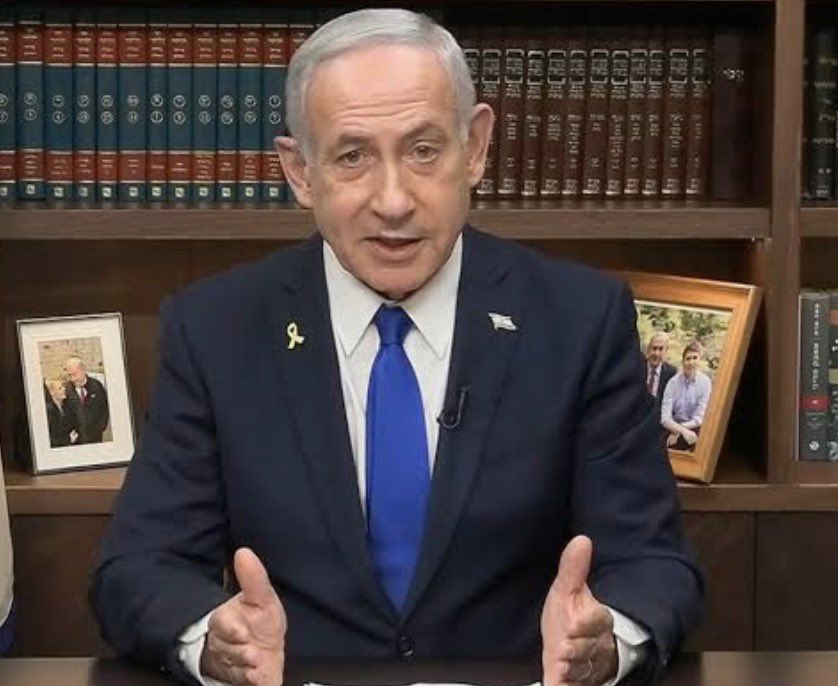 Primeiro-ministro Benjamin Netanyahu:

“Irmãos e irmãs, cidadãos de Israel, há apenas um momento Israel e os Estados Unidos lançaram uma operação para eliminar a ameaça existencial que representa o regime terrorista no Irã.

Agradeço ao nosso grande amigo, o presidente Donald