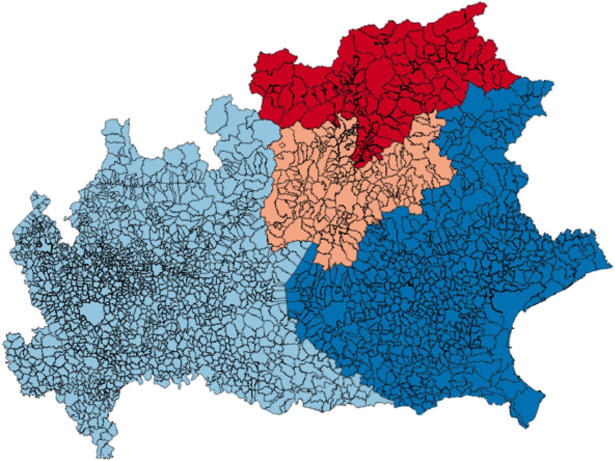rodriguez_pose's tweet photo. #Centralisation spreads responsibility thin; #autonomy concentrates it. In the European Journal of Political Economy, Ferraresi, Herrmann, Loiacono, @leonziorizzo & Secomandi find that where town halls keep and manage most #tax the result is higher #income https://t.co/oEiqmRuTnJ https://t.co/kw3hetyQxG